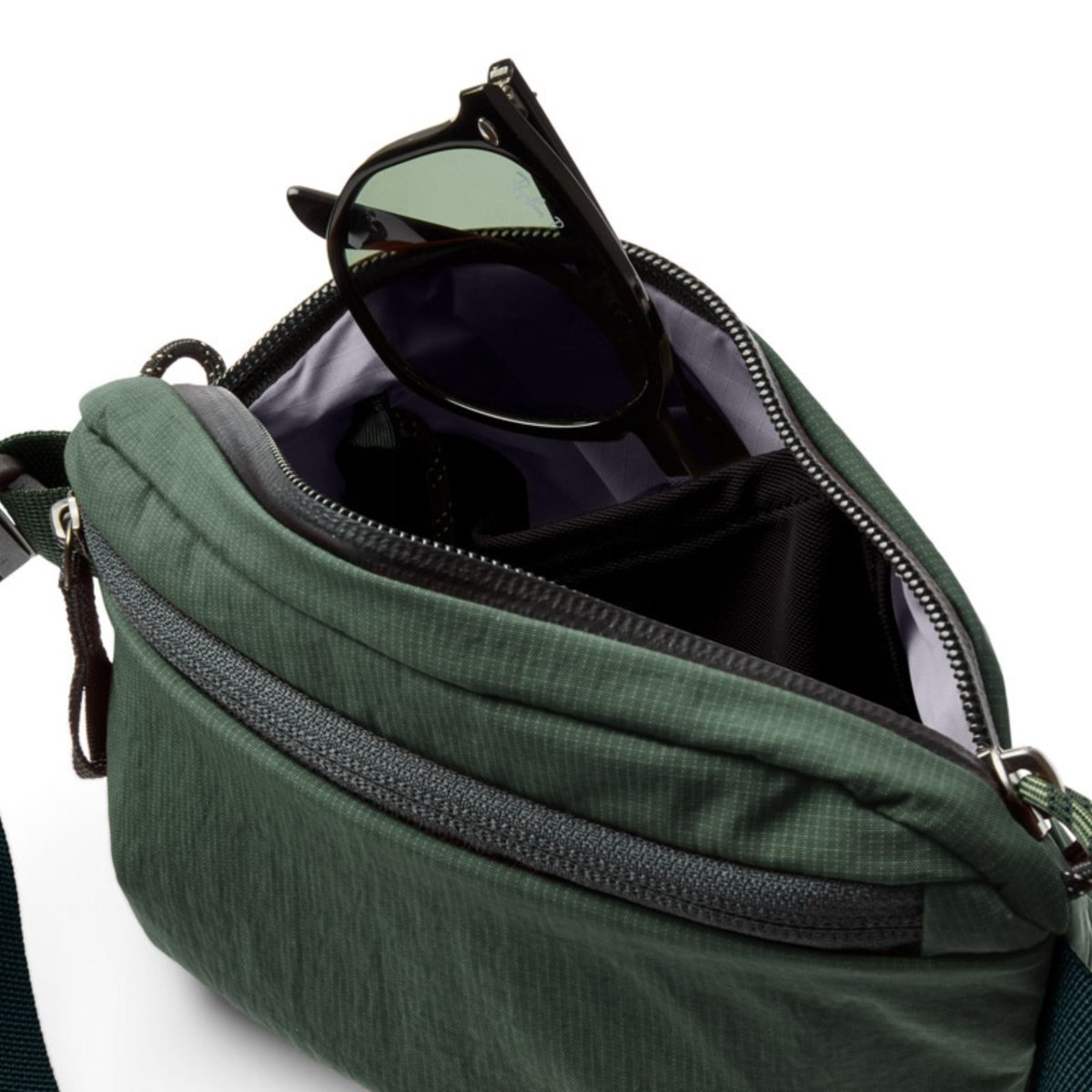 Bellroy Lite Belt Bag in Spruce - Getoutside Shoes