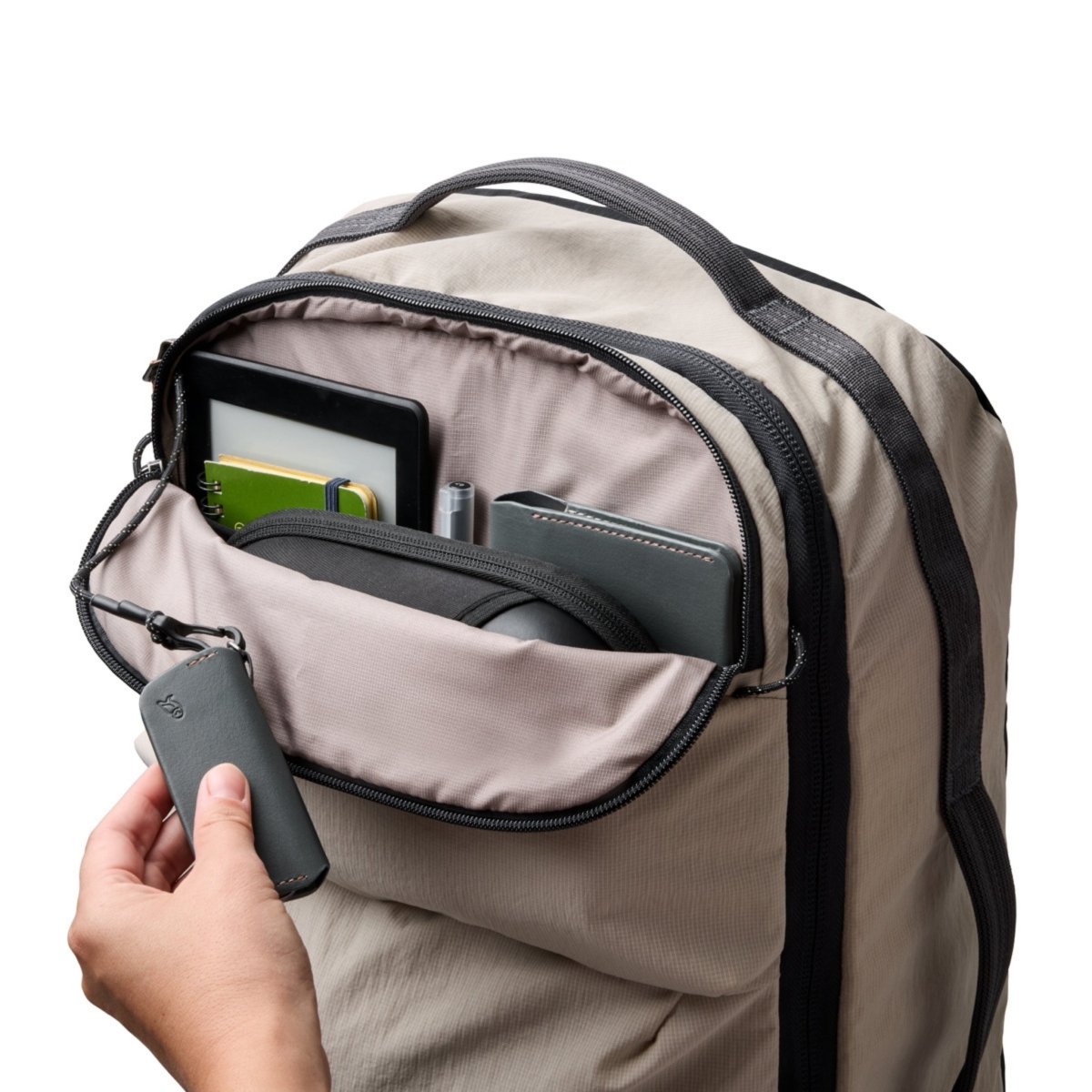 Bellroy Lite Carry - On in Ash - Getoutside Shoes