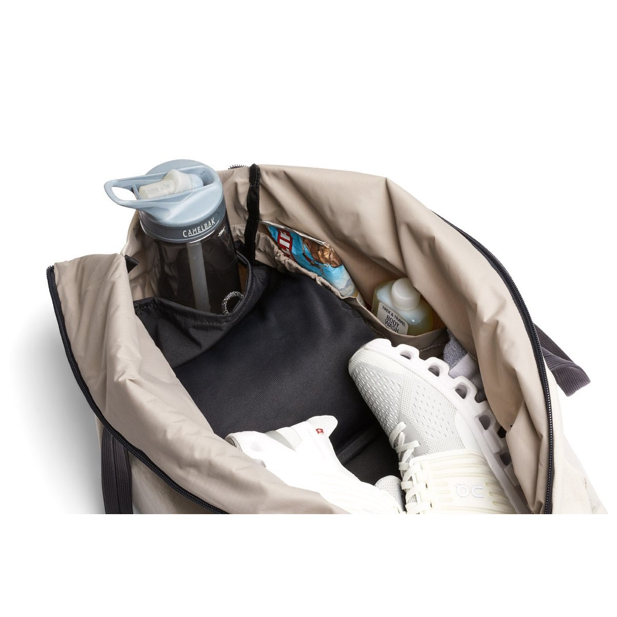 Bellroy Lite Duffel 30L in Ash - Getoutside Shoes