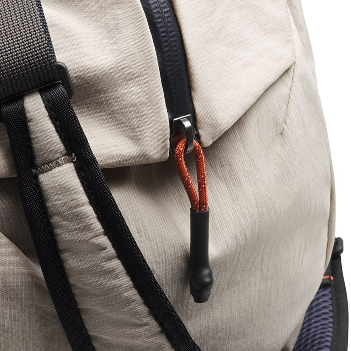 Bellroy Lite Duffel 40L in Ash - Getoutside Shoes