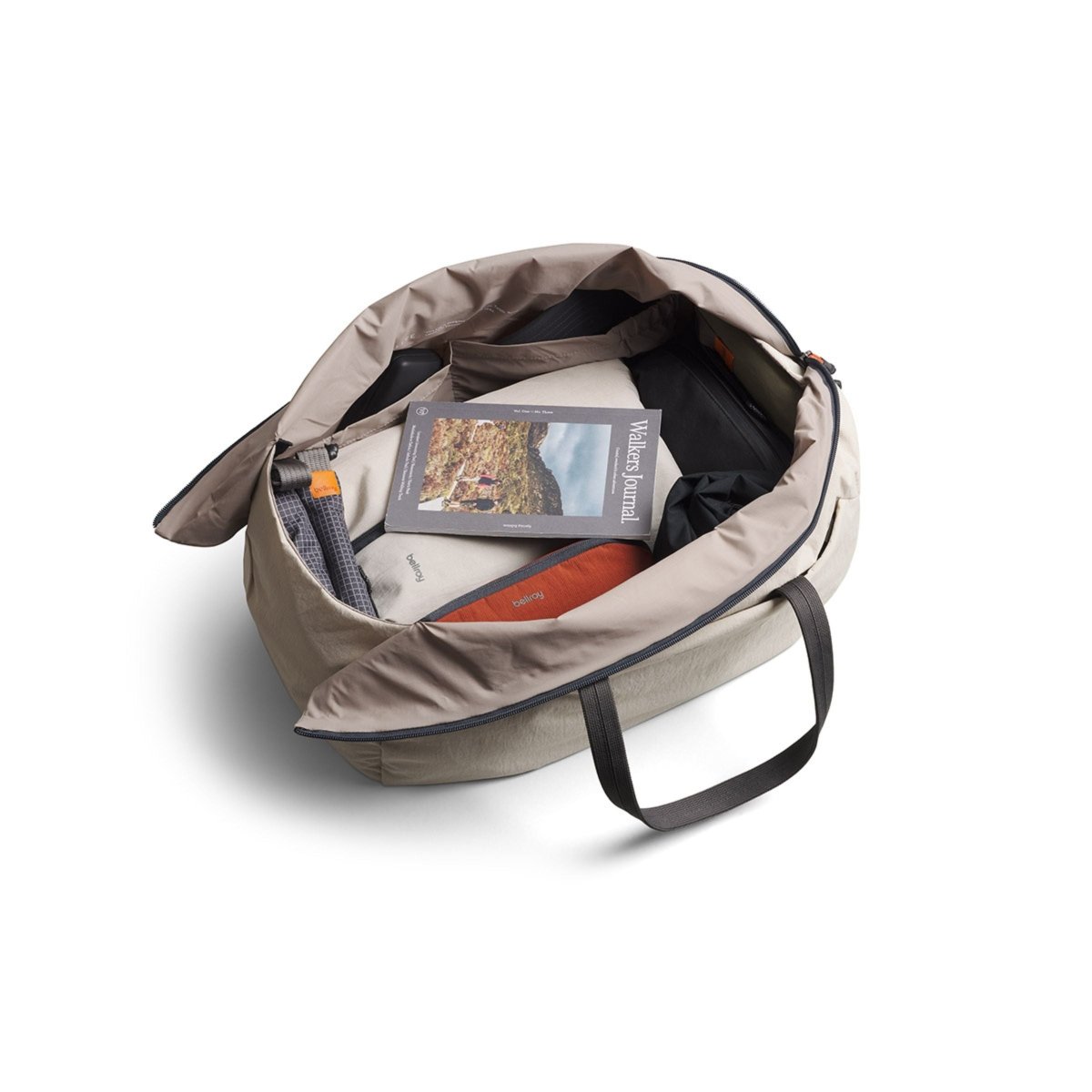 Bellroy Lite Duffel 40L in Ash - Getoutside Shoes
