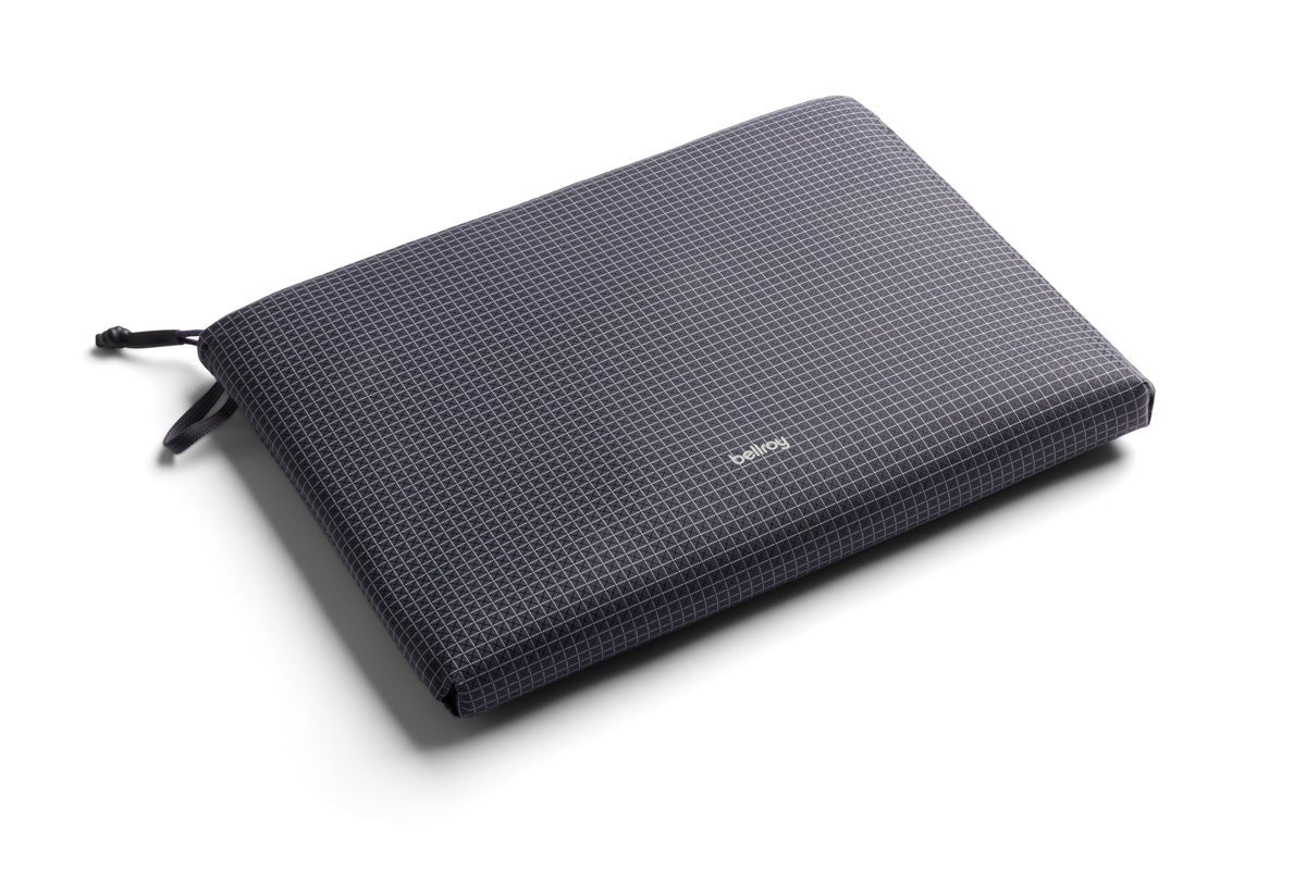 Bellroy Lite Laptop Sleeve 14" in Arcade Grey - Getoutside Shoes