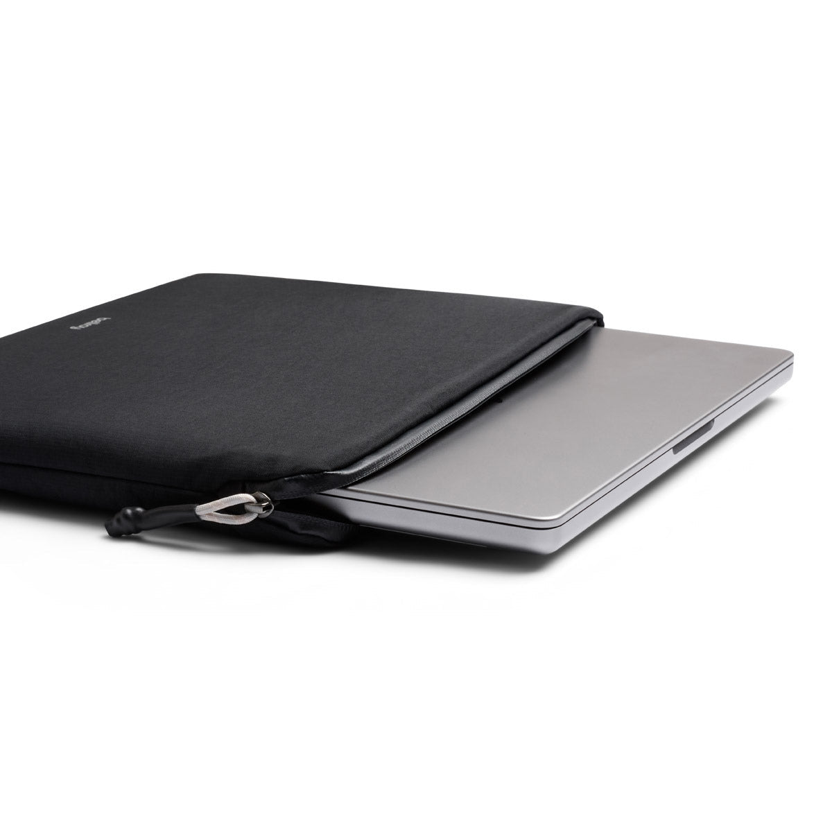 Bellroy Lite Laptop Sleeve 16" in Black - Getoutside Shoes