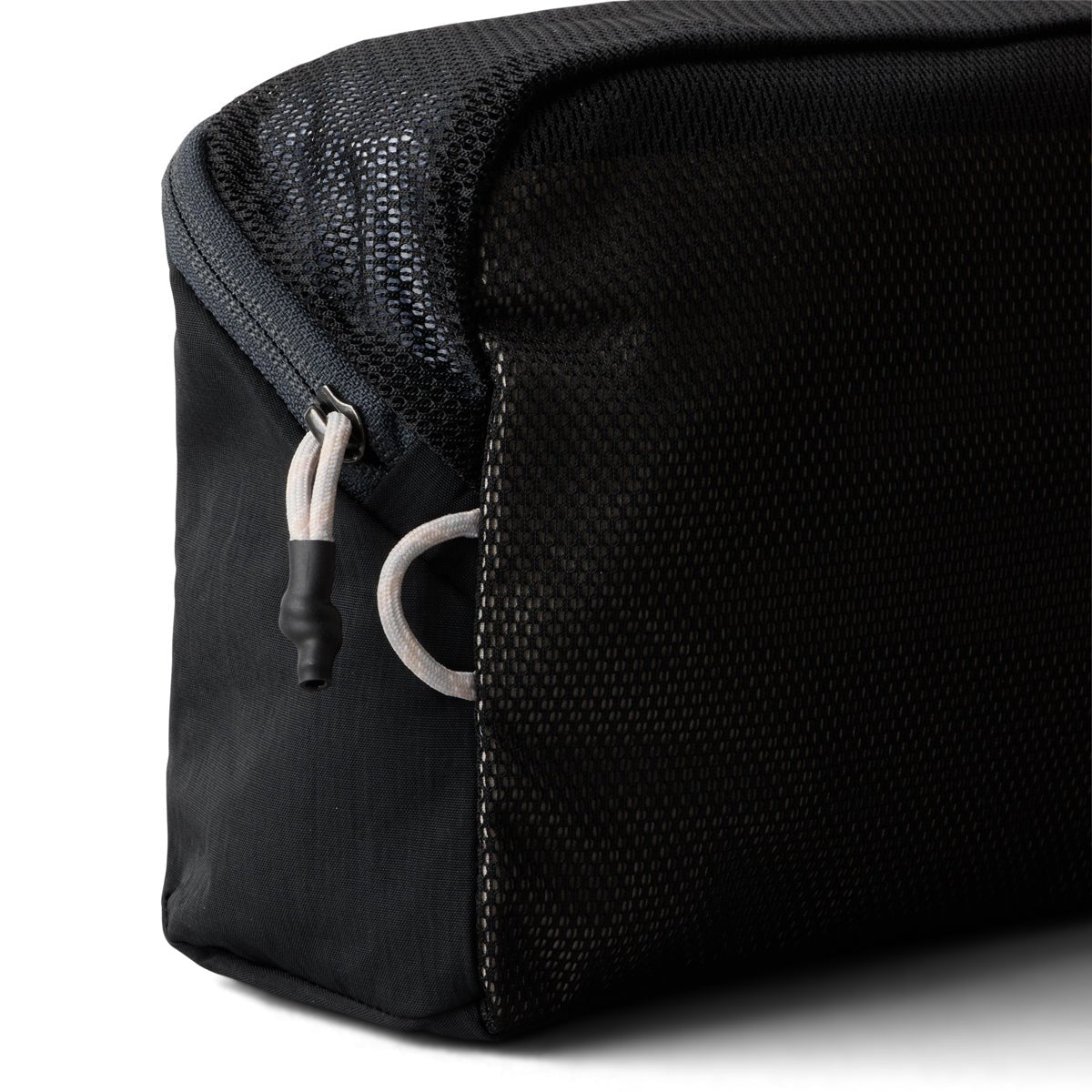 Bellroy Lite Packing Cube 4L in Black - Getoutside Shoes