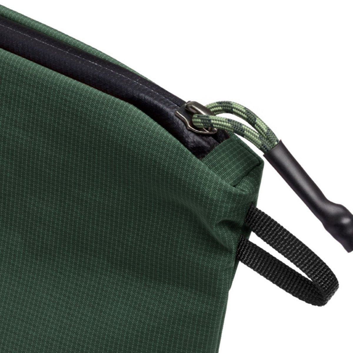 Bellroy Lite Pouch Duo in Spruce - Getoutside Shoes