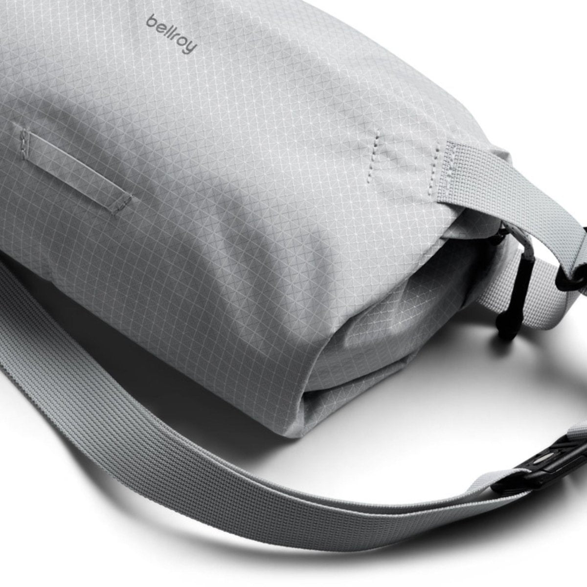 Bellroy Lite Sling in Fog – Getoutside Shoes