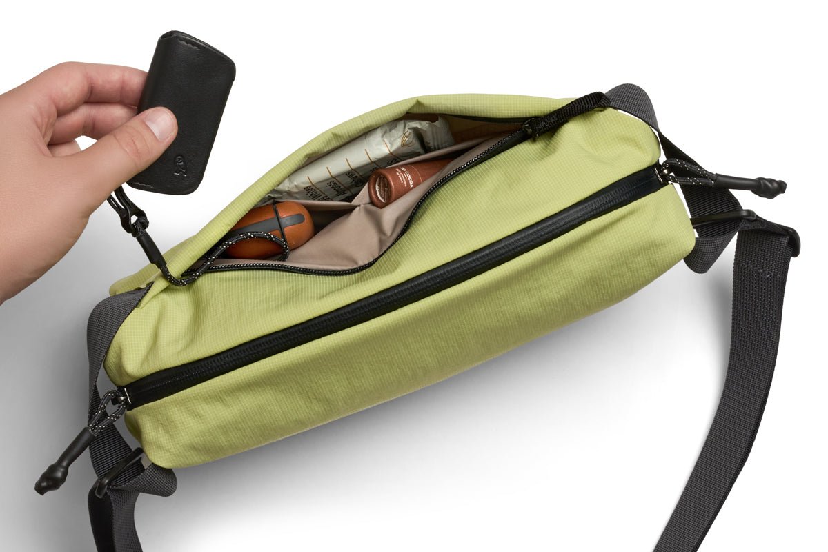 Bellroy Lite Sling in Kiwi - Getoutside Shoes