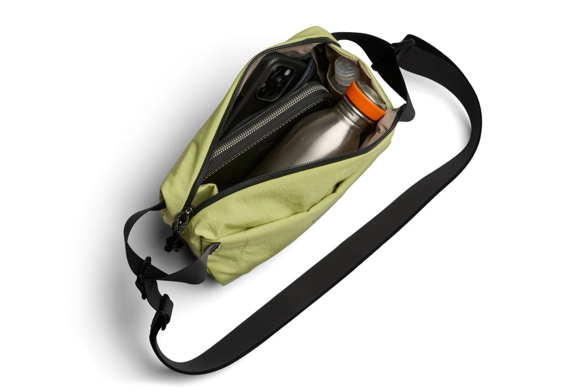 Bellroy Lite Sling Mini in Kiwi - Getoutside Shoes