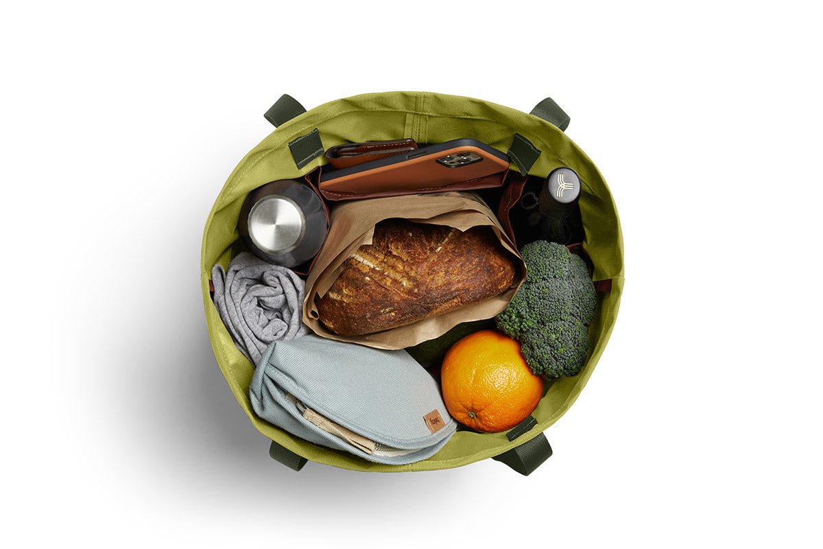 Bellroy Market Tote in Kiwi - Getoutside Shoes
