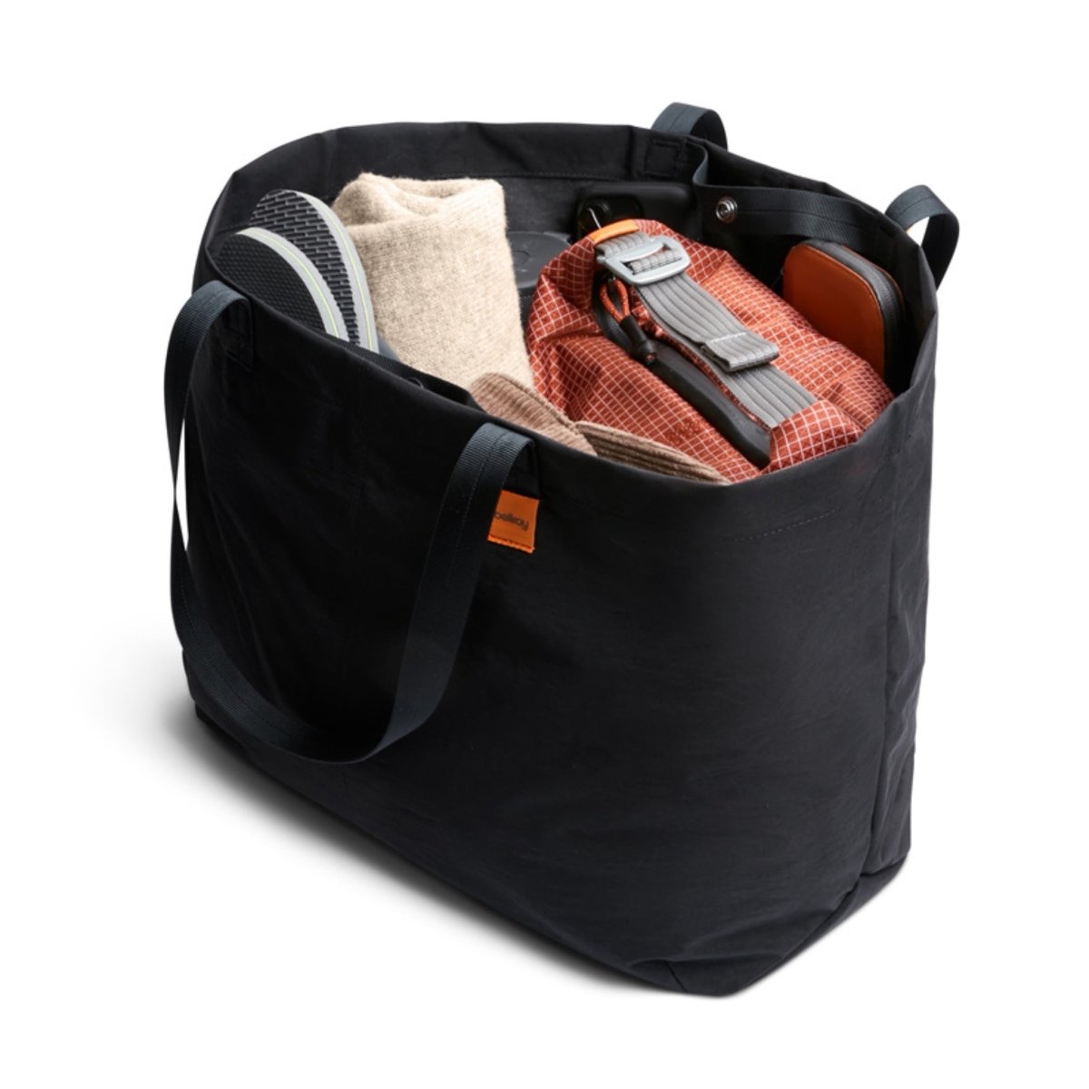 Bellroy Market Tote Plus in Black - Getoutside Shoes