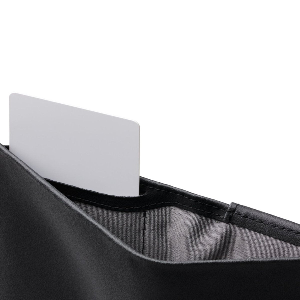 Bellroy Note Sleeve in INNOVERA™ Black - Getoutside Shoes
