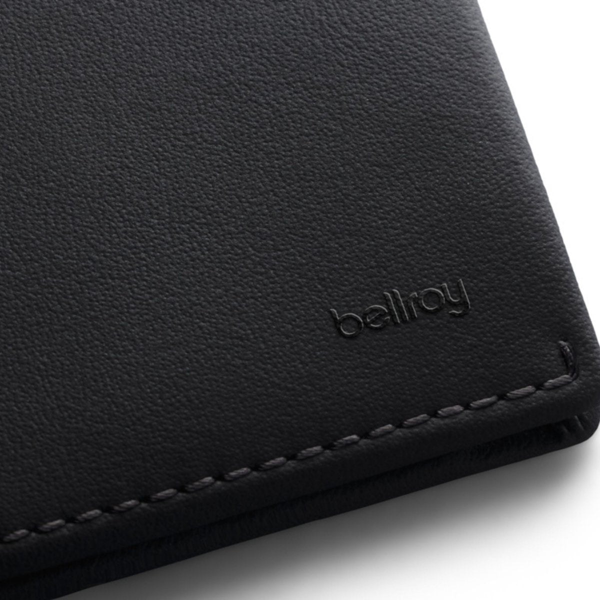 Bellroy Slim Sleeve in INNOVERA™ Black - Getoutside Shoes