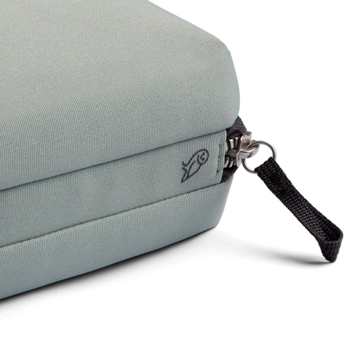 Bellroy Tech Kit in Eucalyptus - Getoutside Shoes