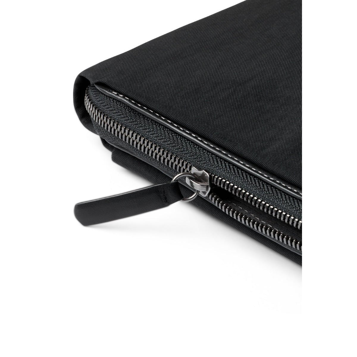 Bellroy Tokyo Folio 8" in Raven - Getoutside Shoes