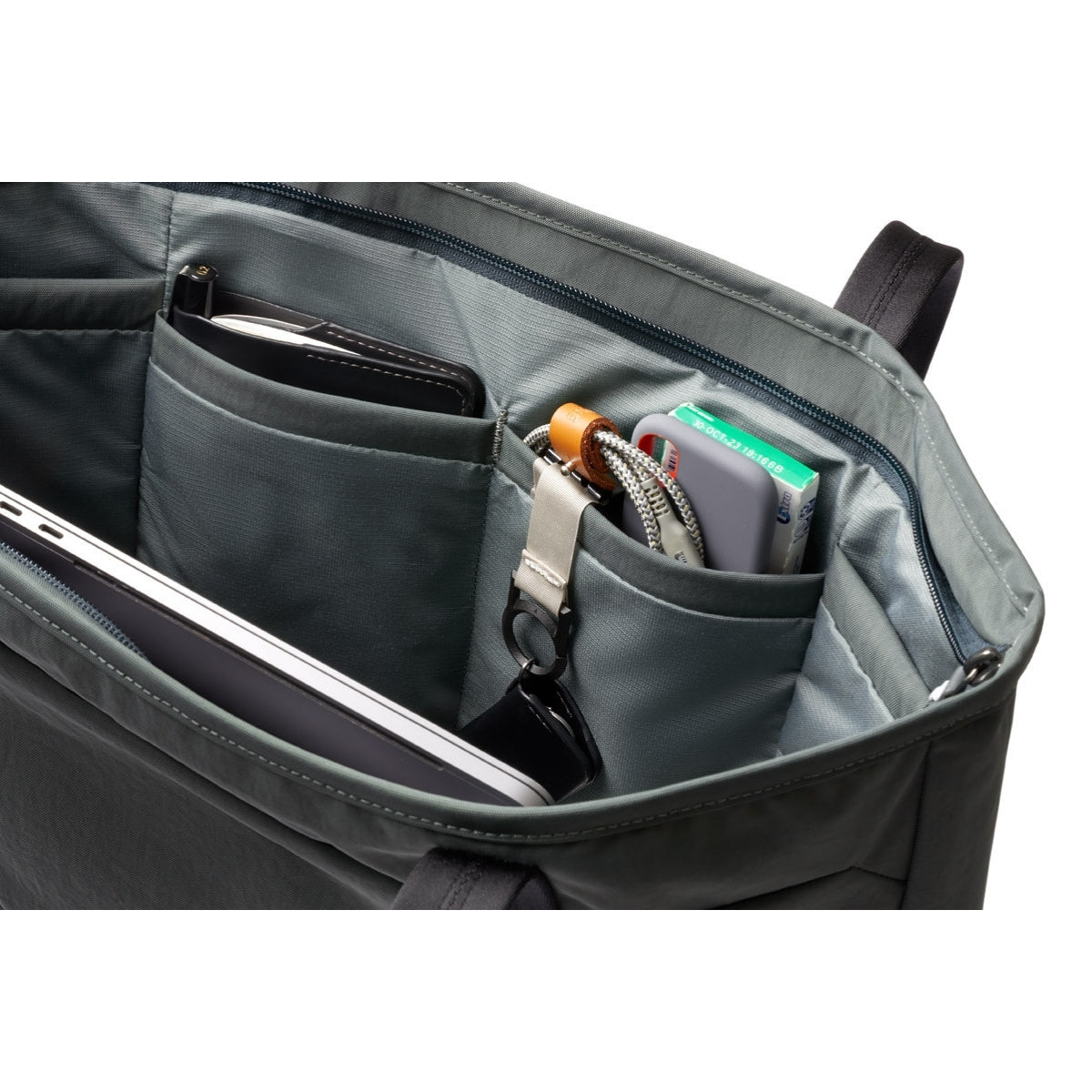 Bellroy Tokyo Tote in Everglade - Getoutside Shoes
