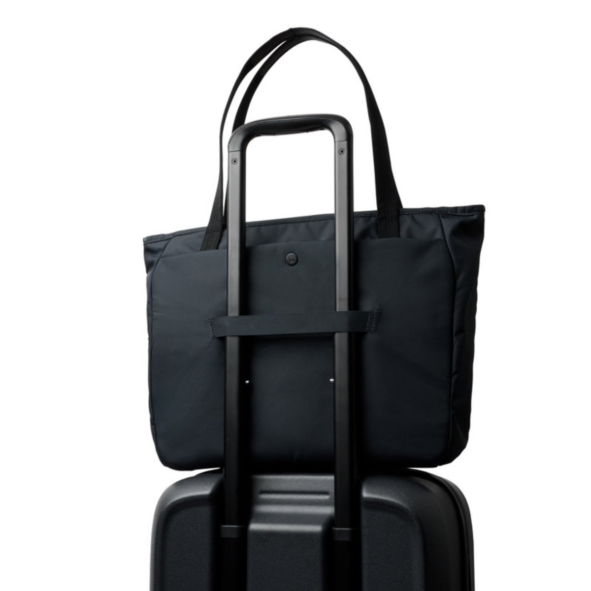 Bellroy Tokyo Wonder Tote 15L in Navy - Getoutside Shoes
