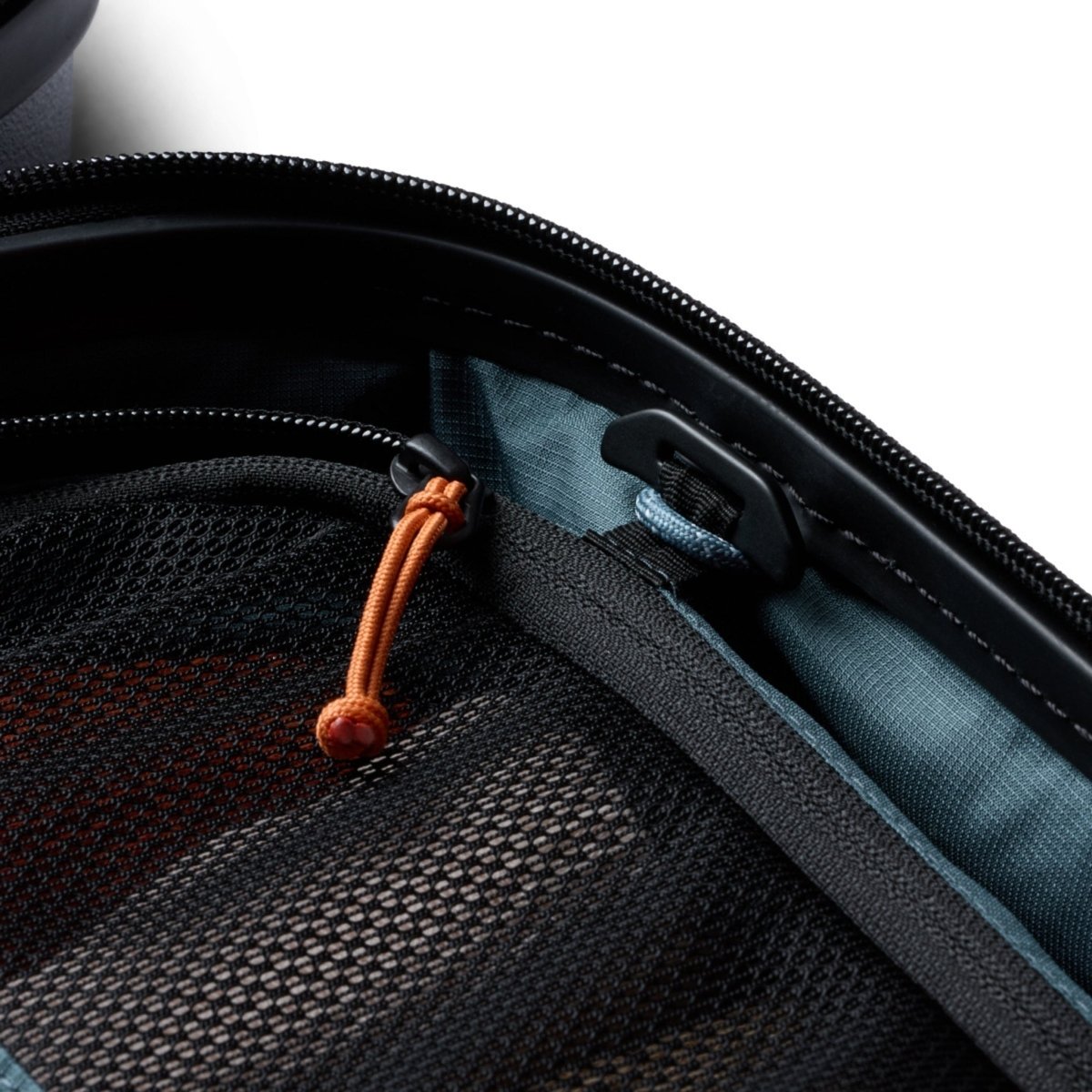 Bellroy Transit Carry - On Plus in Black - Getoutside Shoes