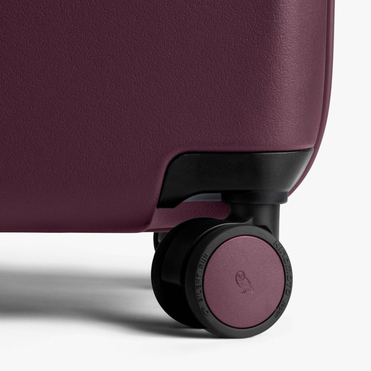 Bellroy Transit Carry - On Plus in Fig - Getoutside Shoes