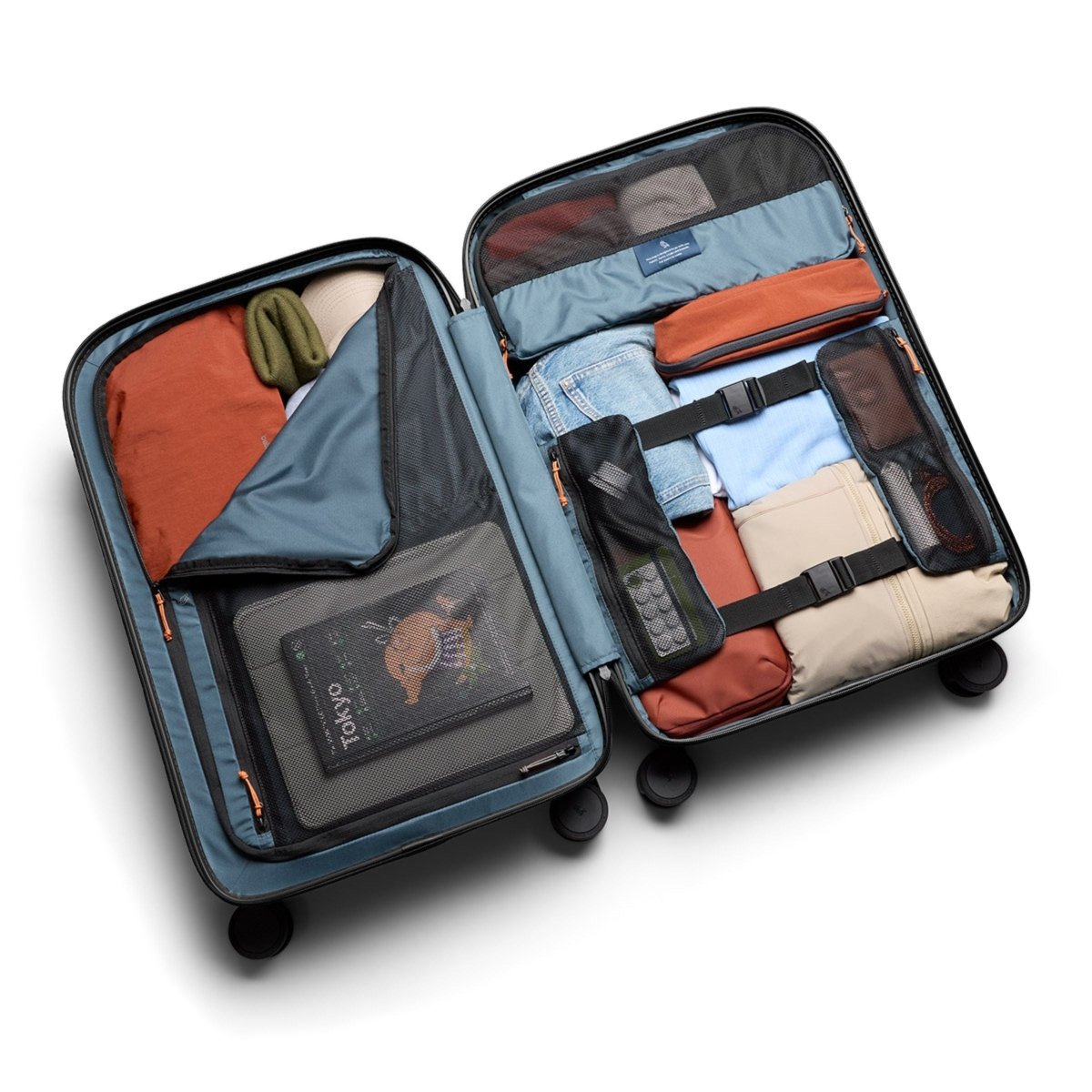 Bellroy Transit Check - In in Black - Getoutside Shoes