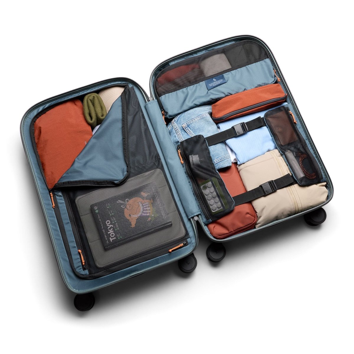 Bellroy Transit Check - In in Everglade - Getoutside Shoes