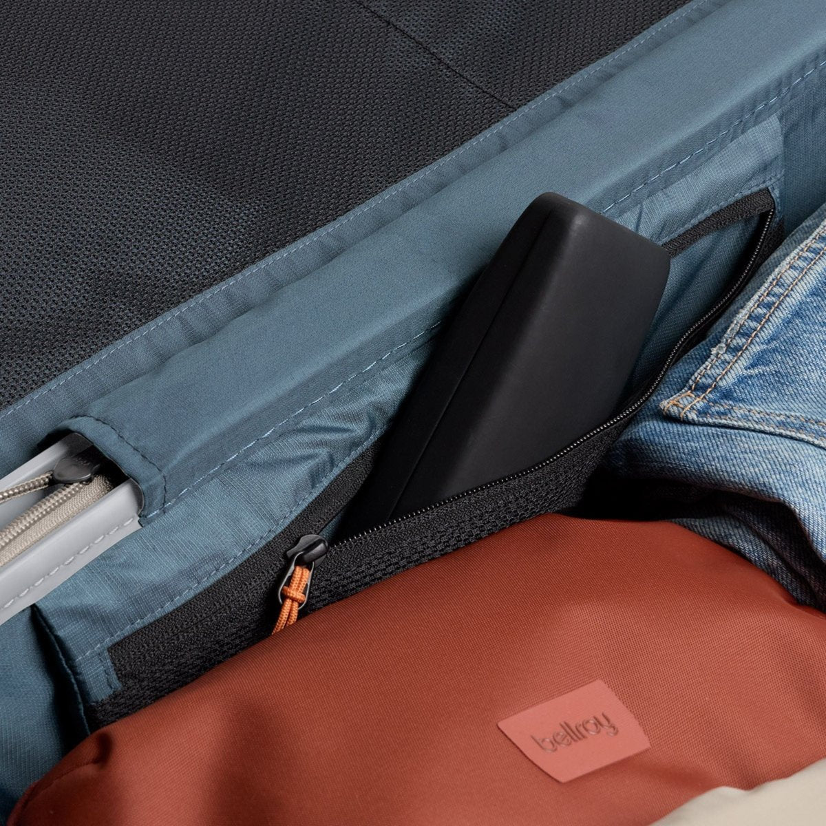Bellroy Transit Check - In Large in Ash - Getoutside Shoes