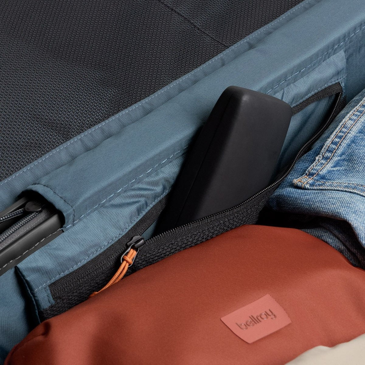 Bellroy Transit Check - In Large in Black - Getoutside Shoes