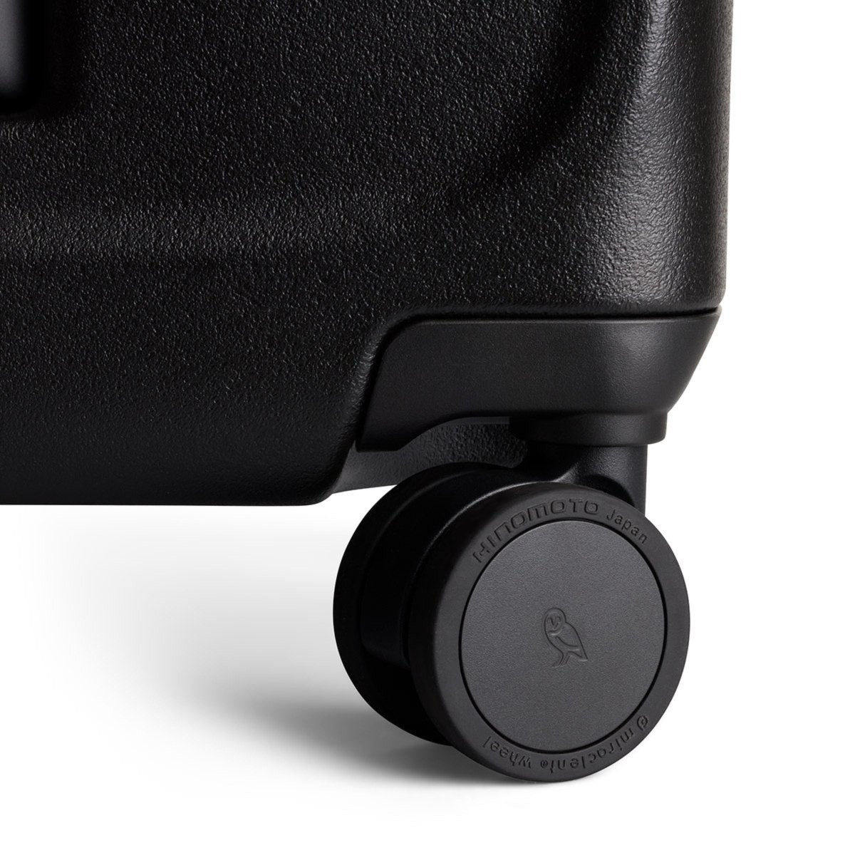 Bellroy Transit Check - In Large in Black - Getoutside Shoes