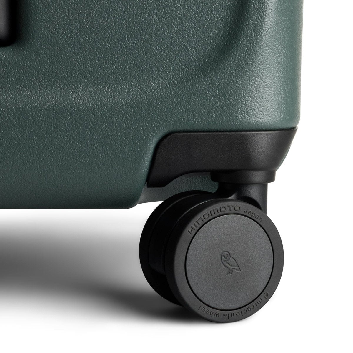 Bellroy Transit Check - In Large in Everglade - Getoutside Shoes