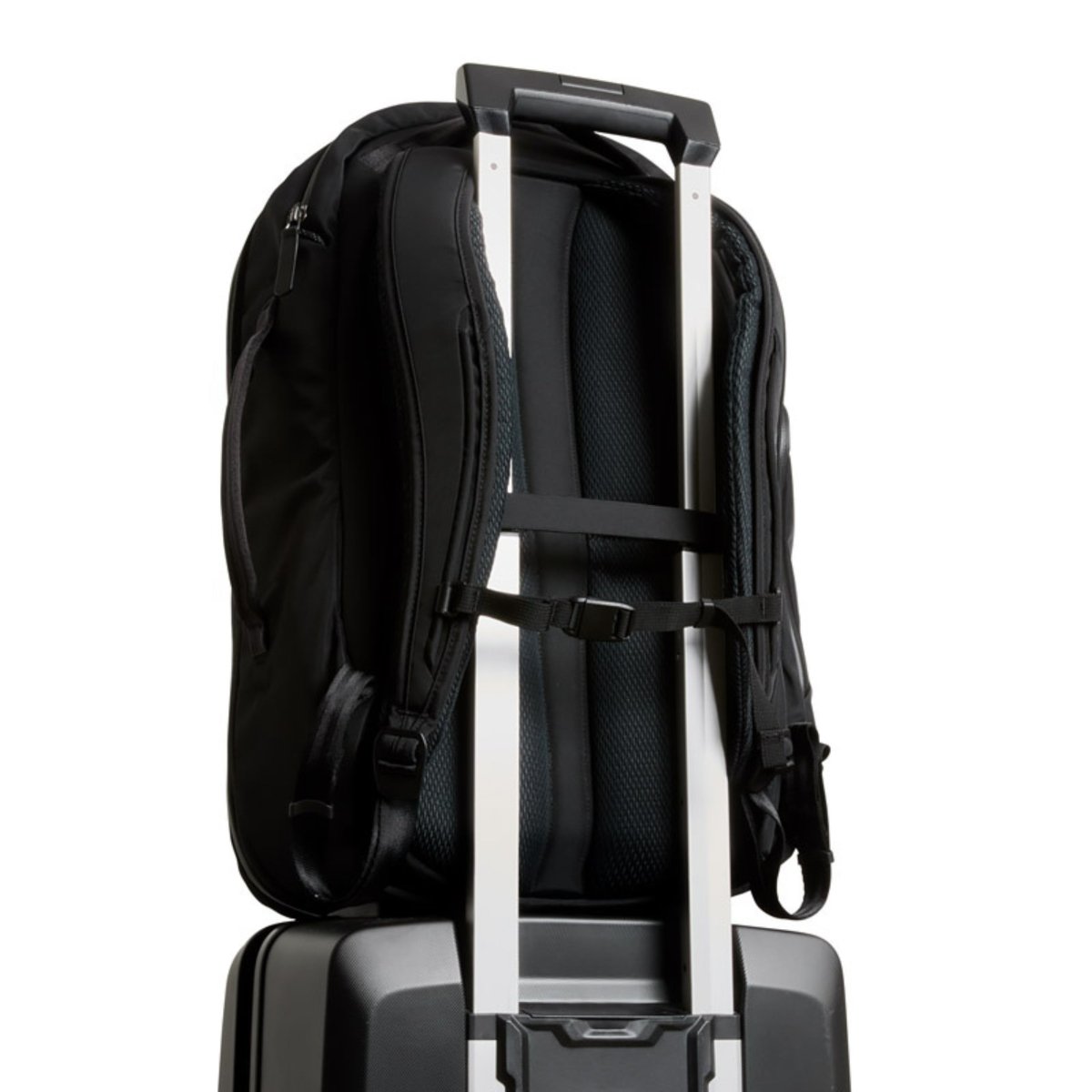 Bellroy Transit Travel Pack Pro in Black - Getoutside Shoes