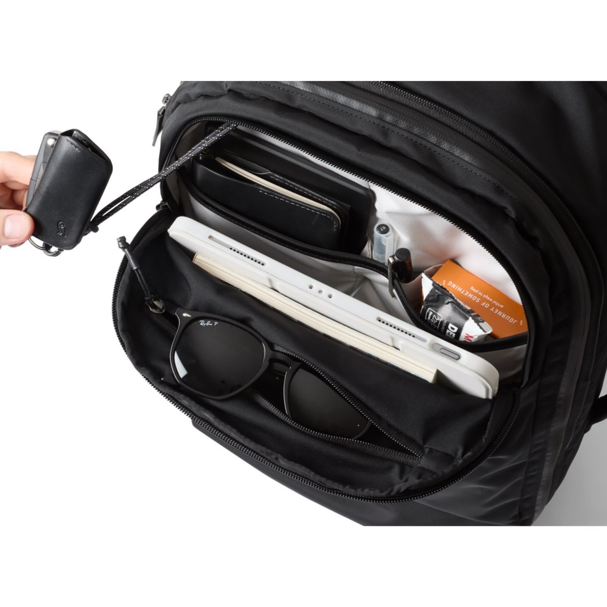 Bellroy Transit Travel Pack Pro in Black - Getoutside Shoes