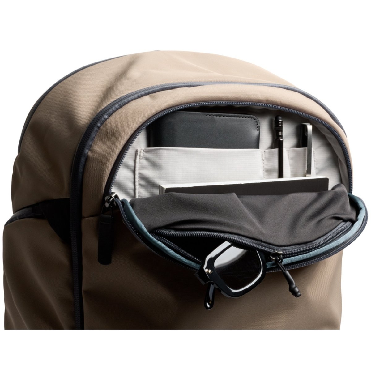 Bellroy Transit Workpack Pro 28L in Stone - Getoutside Shoes