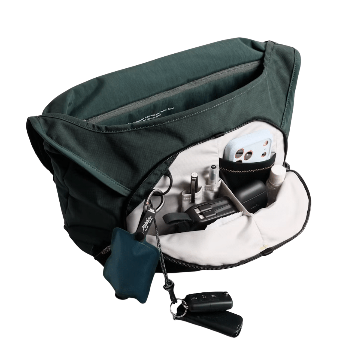 Bellroy Venture Messenger 14” in Deep Ocean - Getoutside Shoes