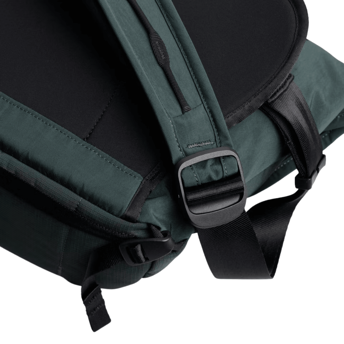 Bellroy Venture Messenger 14” in Deep Ocean - Getoutside Shoes