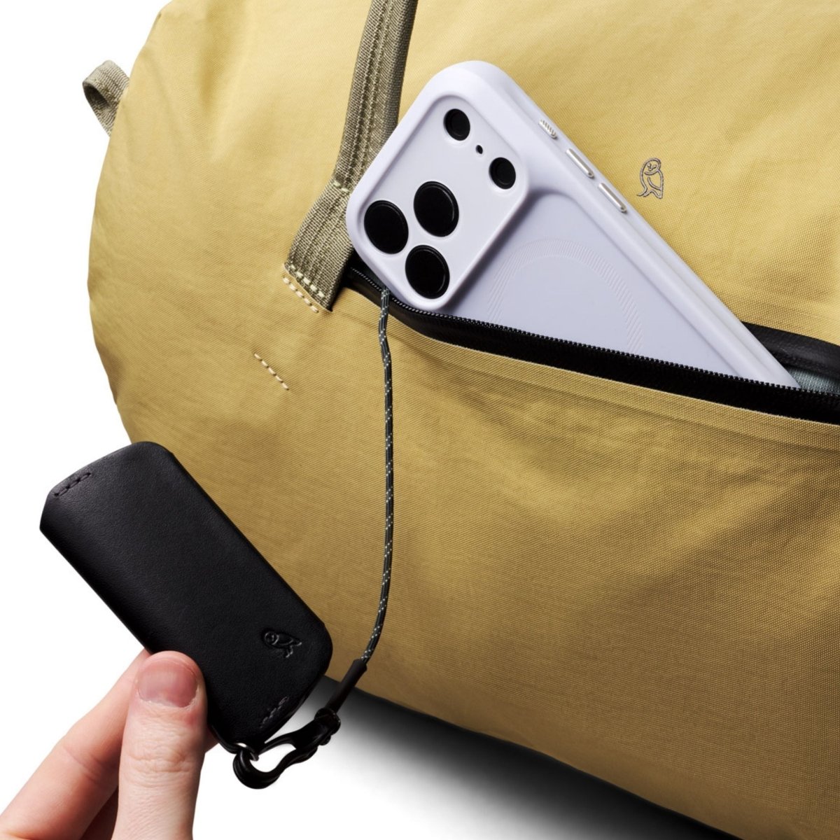 Bellroy Venture Ready Duffel 40L in Safari – Getoutside Shoes