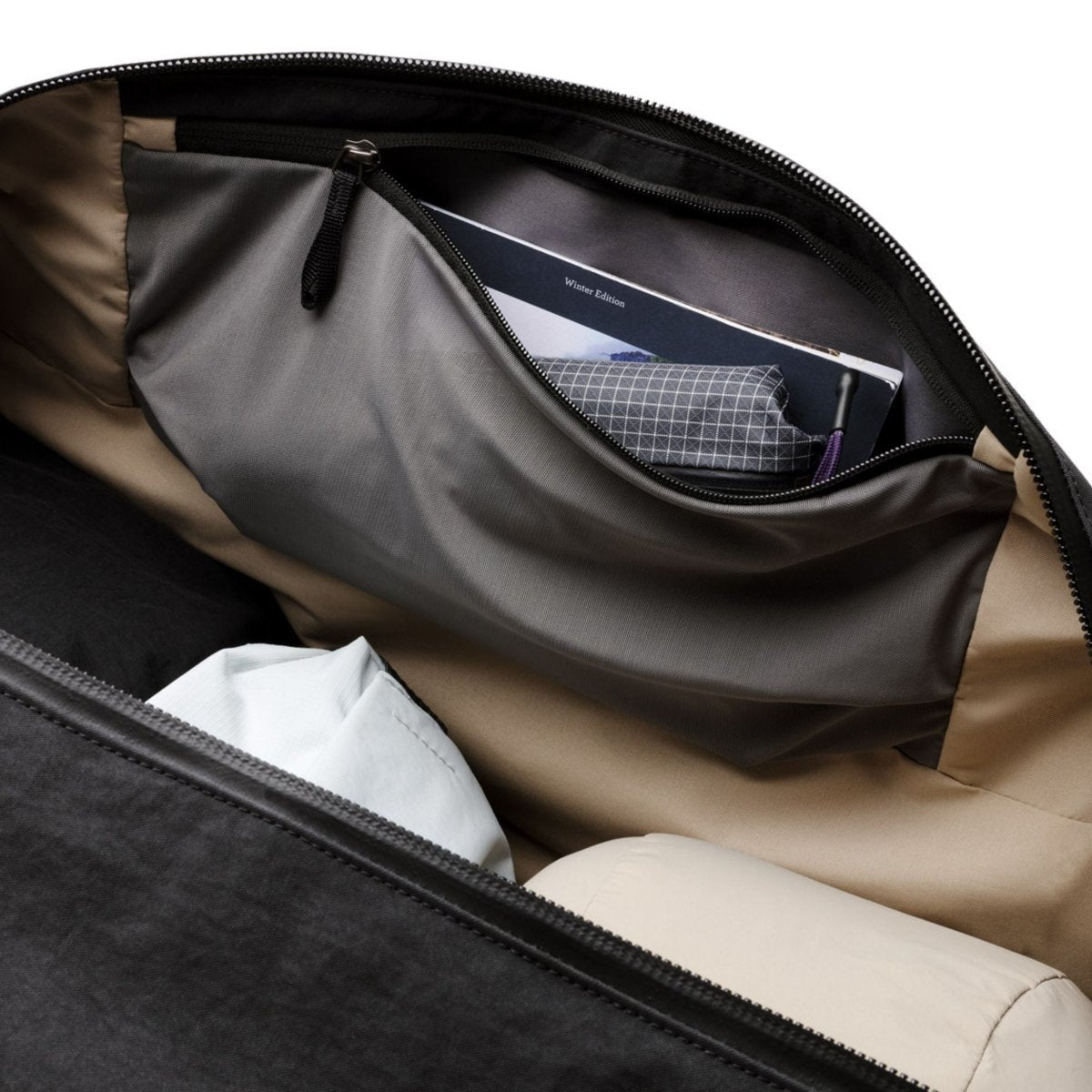 Bellroy Venture Ready Duffel 55L in Black - Getoutside Shoes