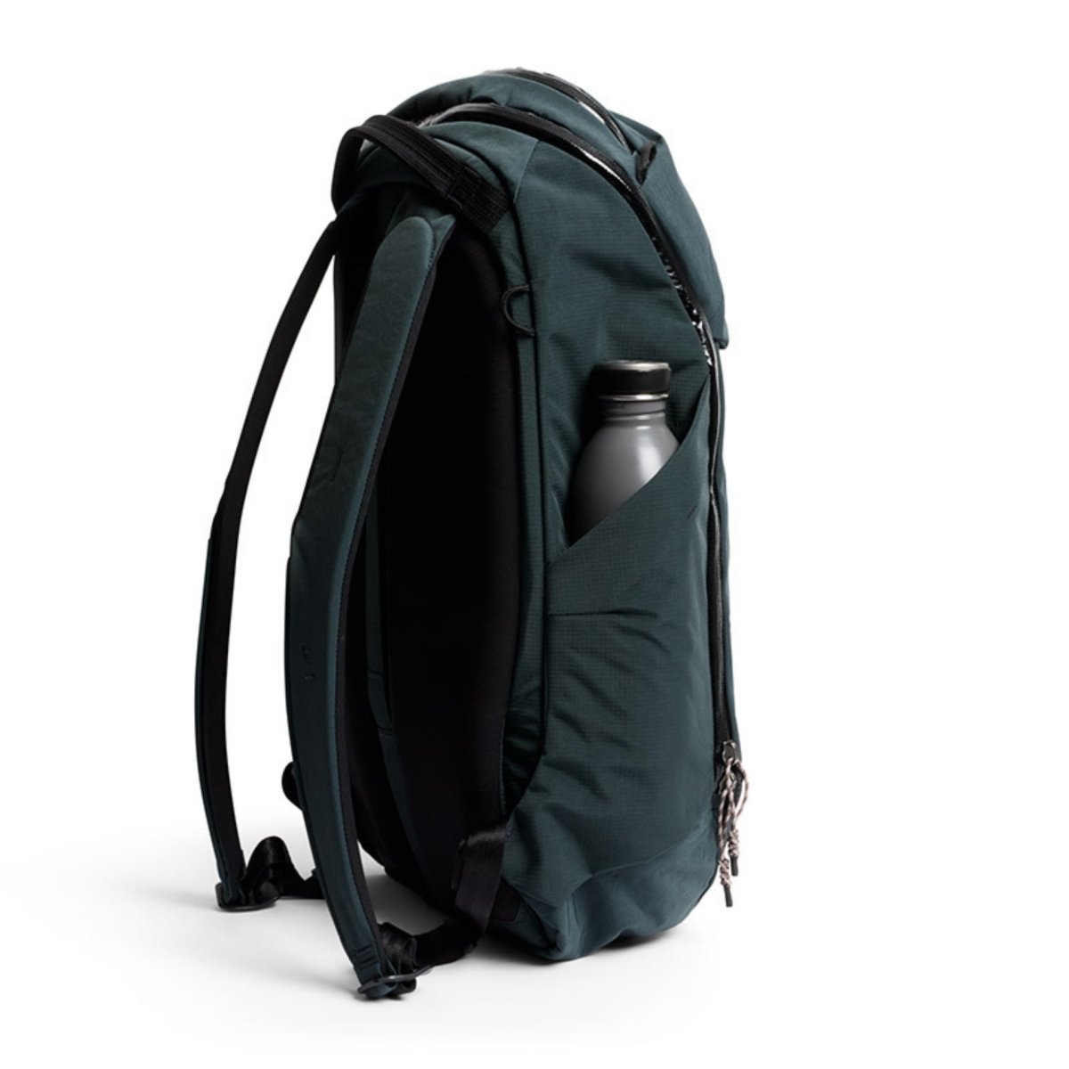 Bellroy Venture Ready Pack 20L in Deep Ocean - Getoutside Shoes