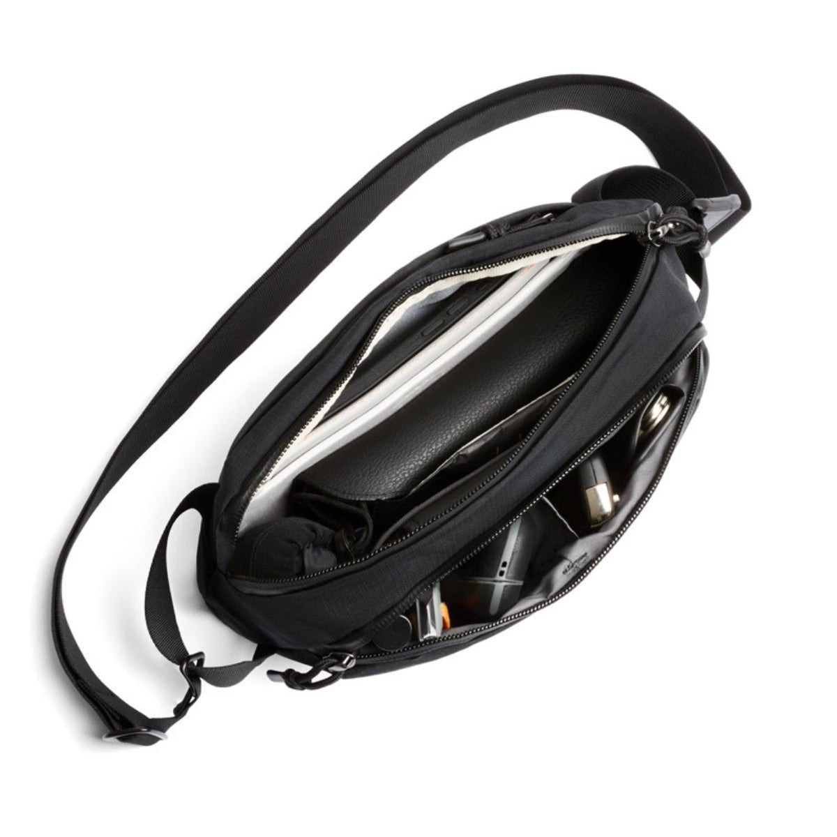 Bellroy Venture Ready Sling 2.5L in Black - Getoutside Shoes