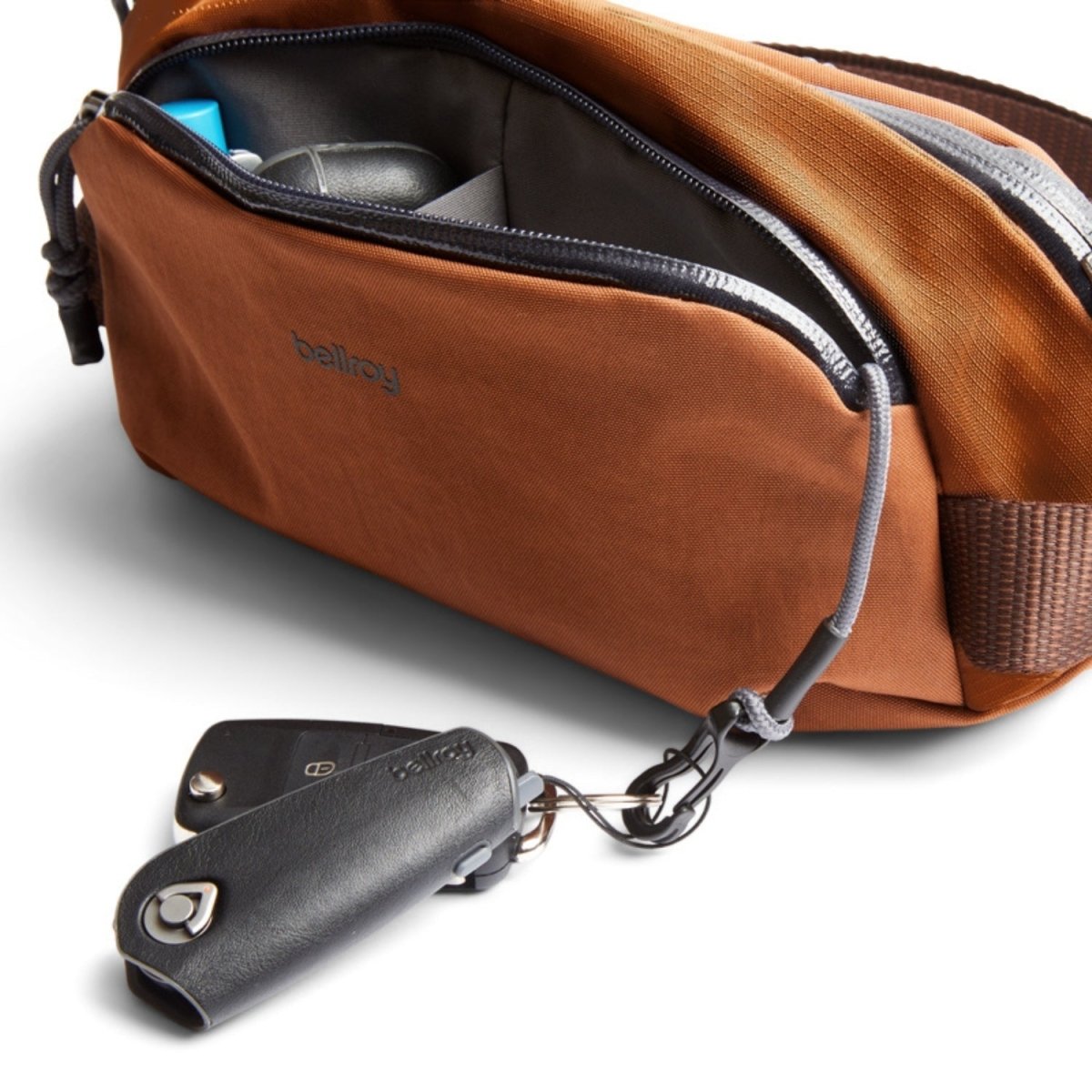 Bellroy Venture Ready Sling 2.5L in Bronze - Getoutside Shoes