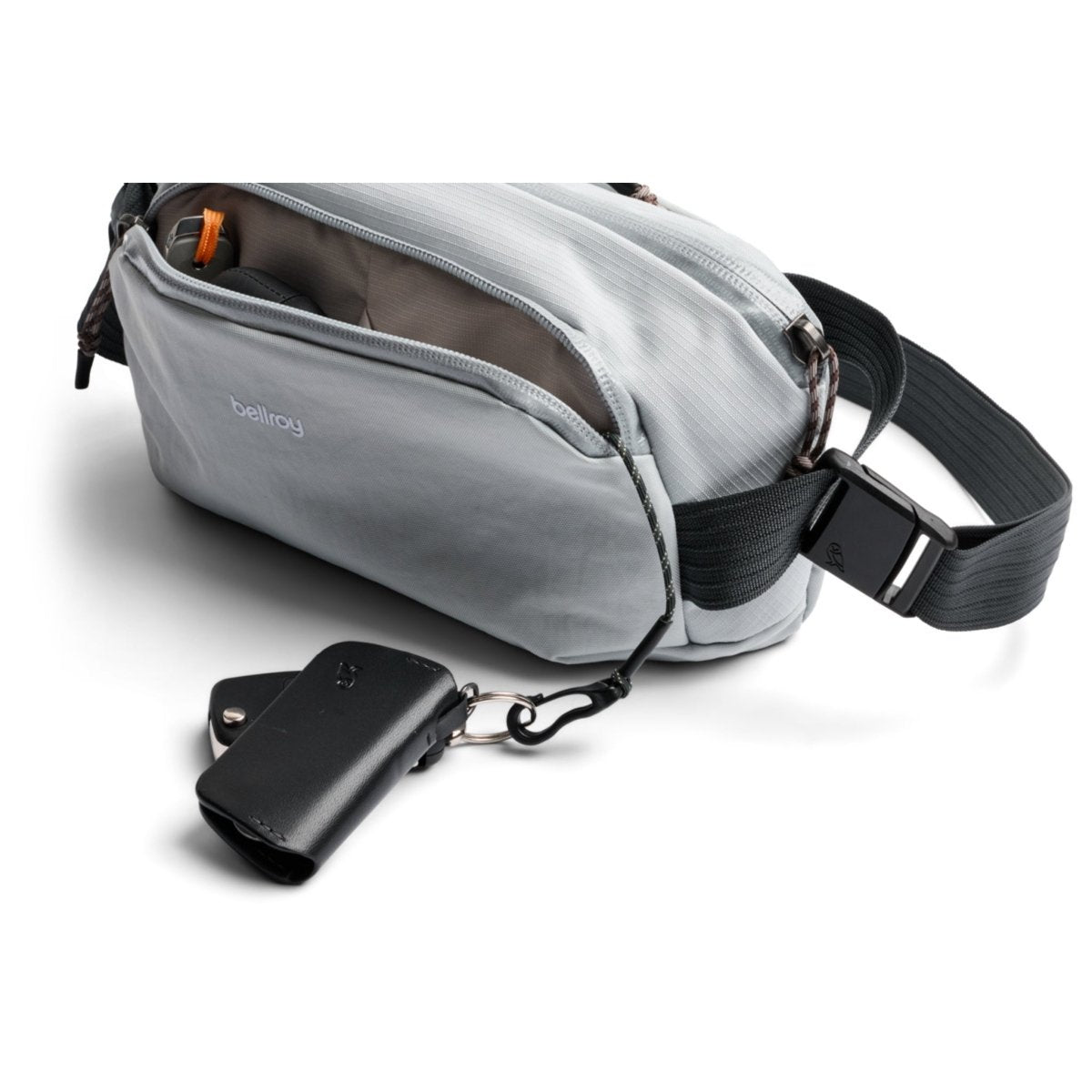 Bellroy Venture Ready Sling 2.5L in Fog - Getoutside Shoes