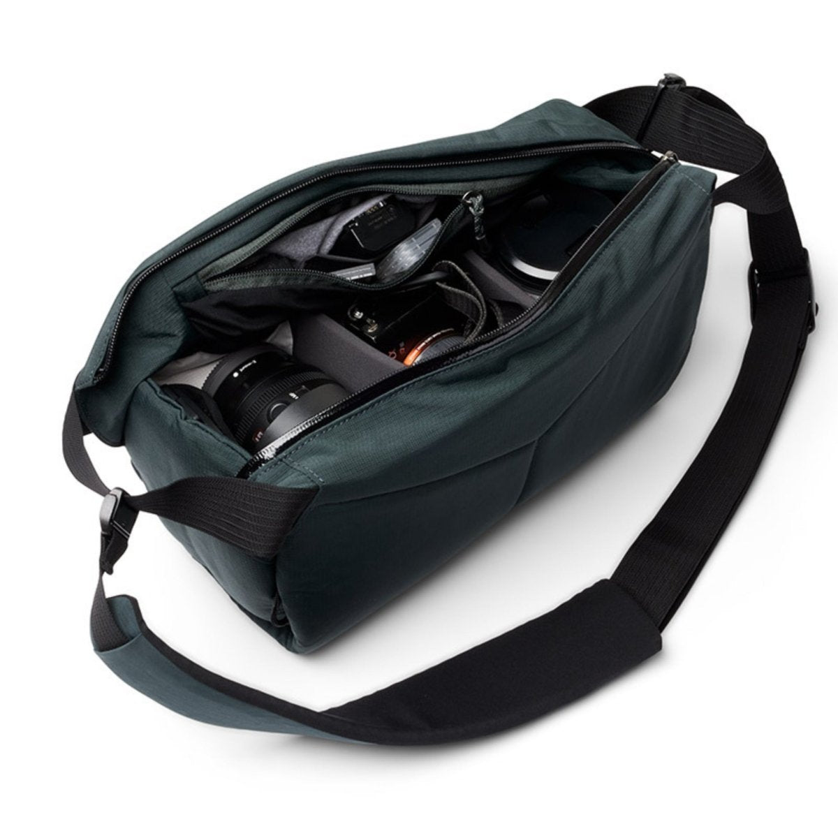 Bellroy Venture Sling 10L in Deep Ocean - Getoutside Shoes