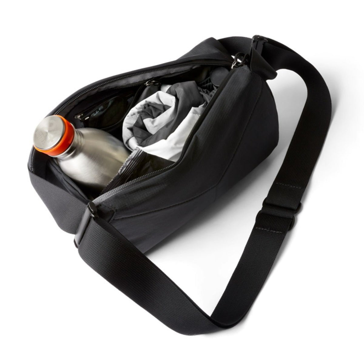 Bellroy Venture Sling 6L in Black - Getoutside Shoes