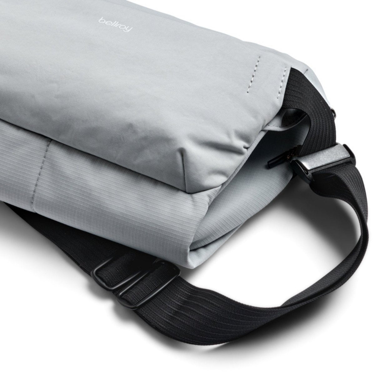 Bellroy Venture Sling 6L in Fog – Getoutside Shoes