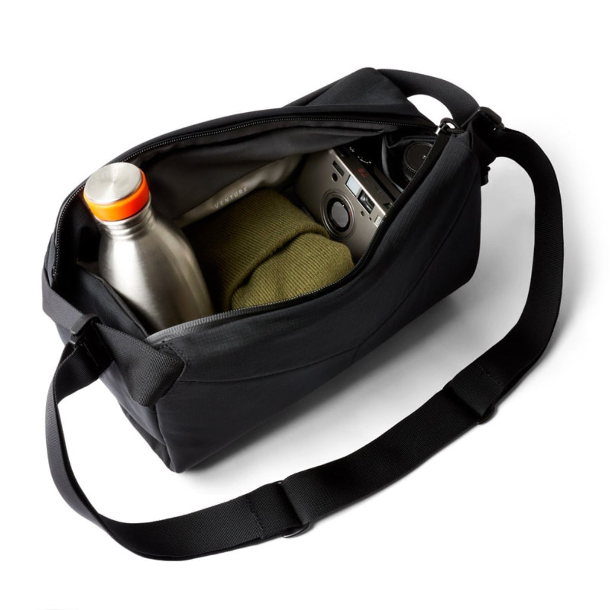 Bellroy Venture Sling 9L in Black - Getoutside Shoes