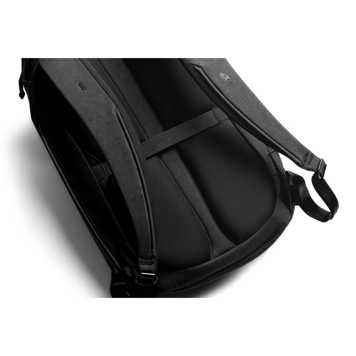 Bellroy Venture Travel Pack 26L in Jet Black - Getoutside Shoes