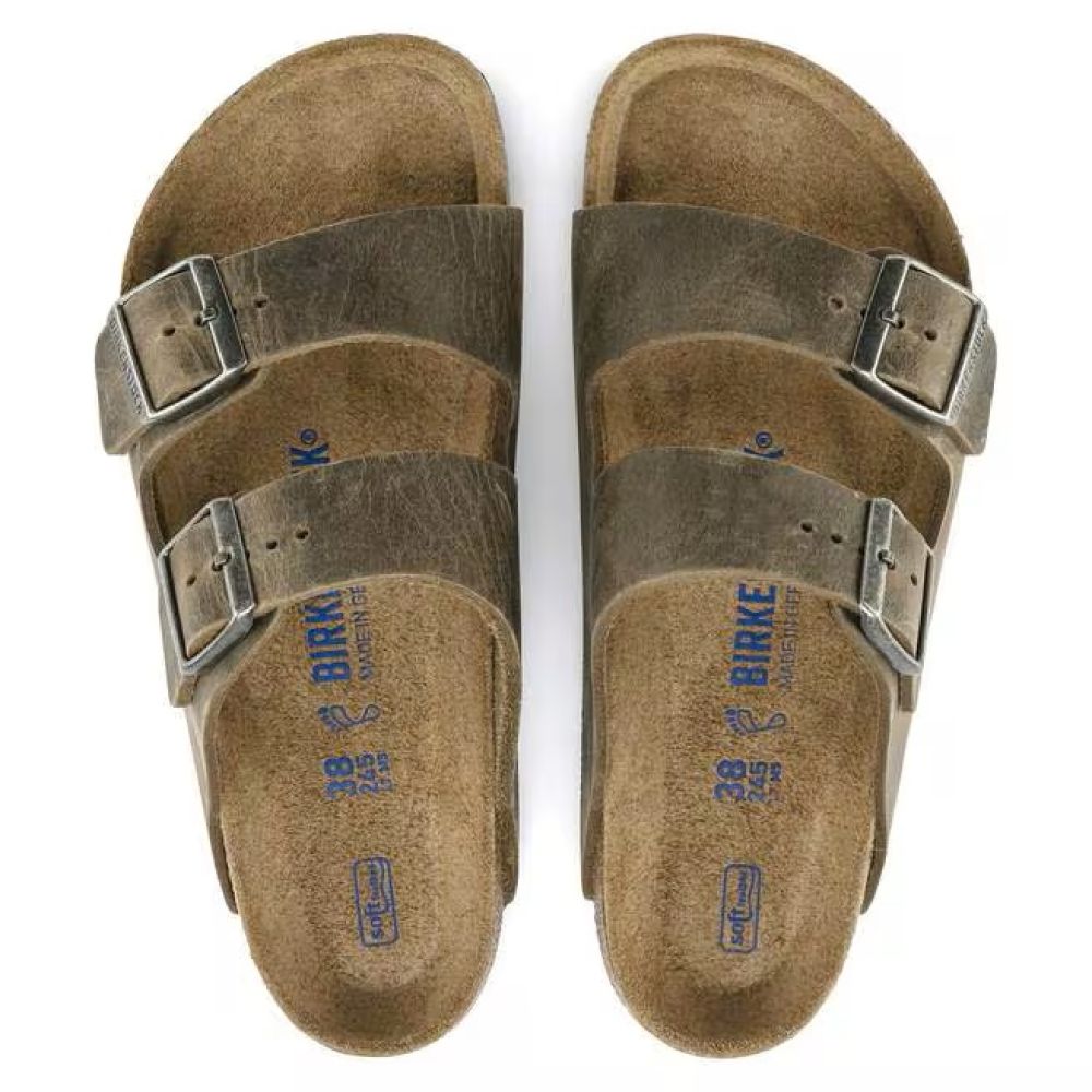Birkenstock Arizona Softbed Oiled Leather in Faded Khaki - Getoutside Shoes