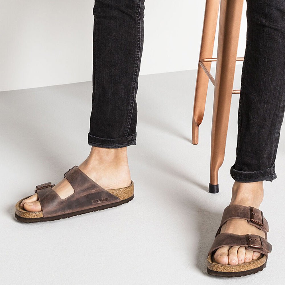 Birkenstock Arizona Softbed Oiled Leather in Habana - Getoutside Shoes