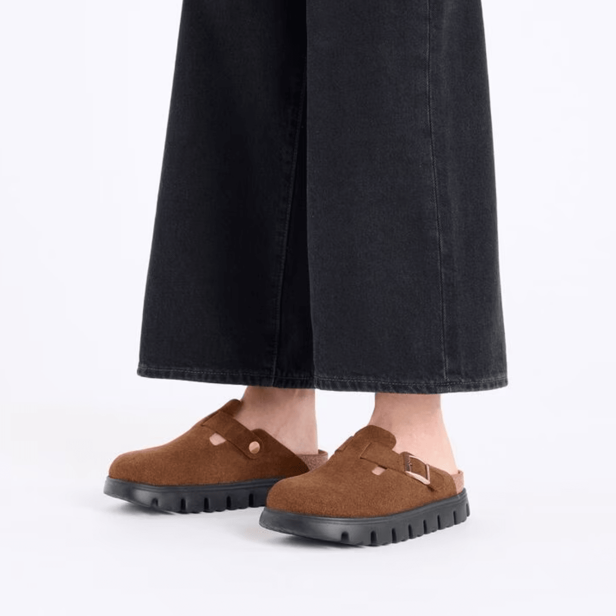 Birkenstock Women's Boston Chunky Suede Leather in Dark Tea/ Black - Getoutside Shoes