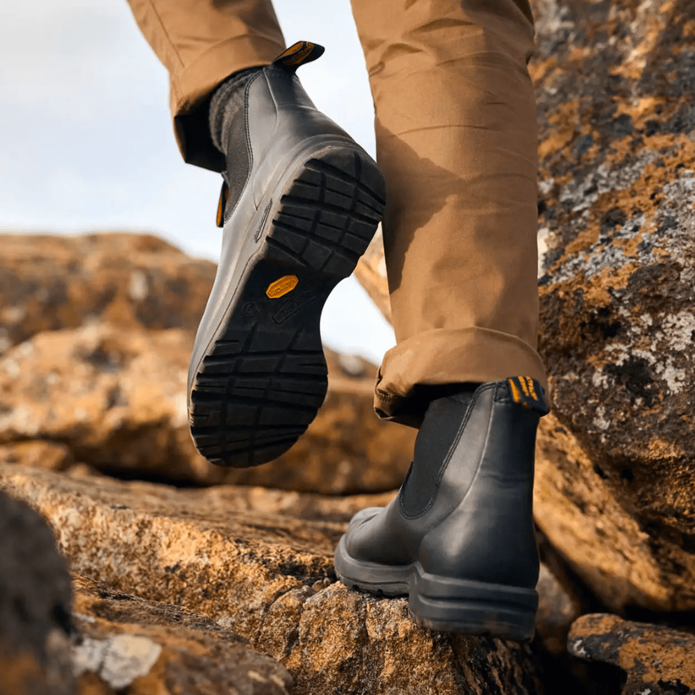 Blundstone All-Terrain 2058 in Black - Getoutside Shoes