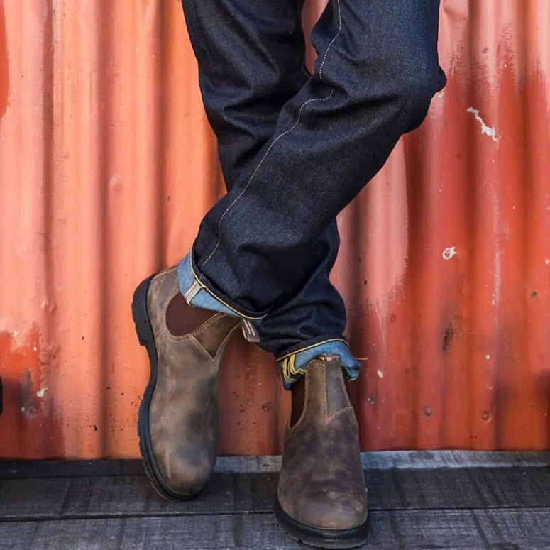 Blundstone Classic 585 in Rustic Brown - Getoutside Shoes