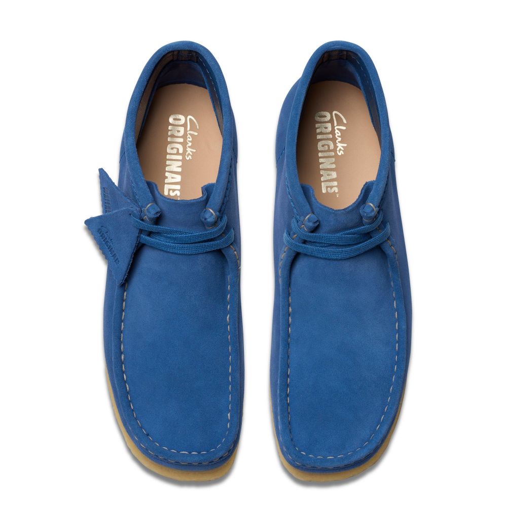 Clarks Men's Wallabee Boot in Blue Suede
